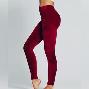 ROMEO & JULIET COUTURE Dark Burgundy Red Velvet Leggings Pants
